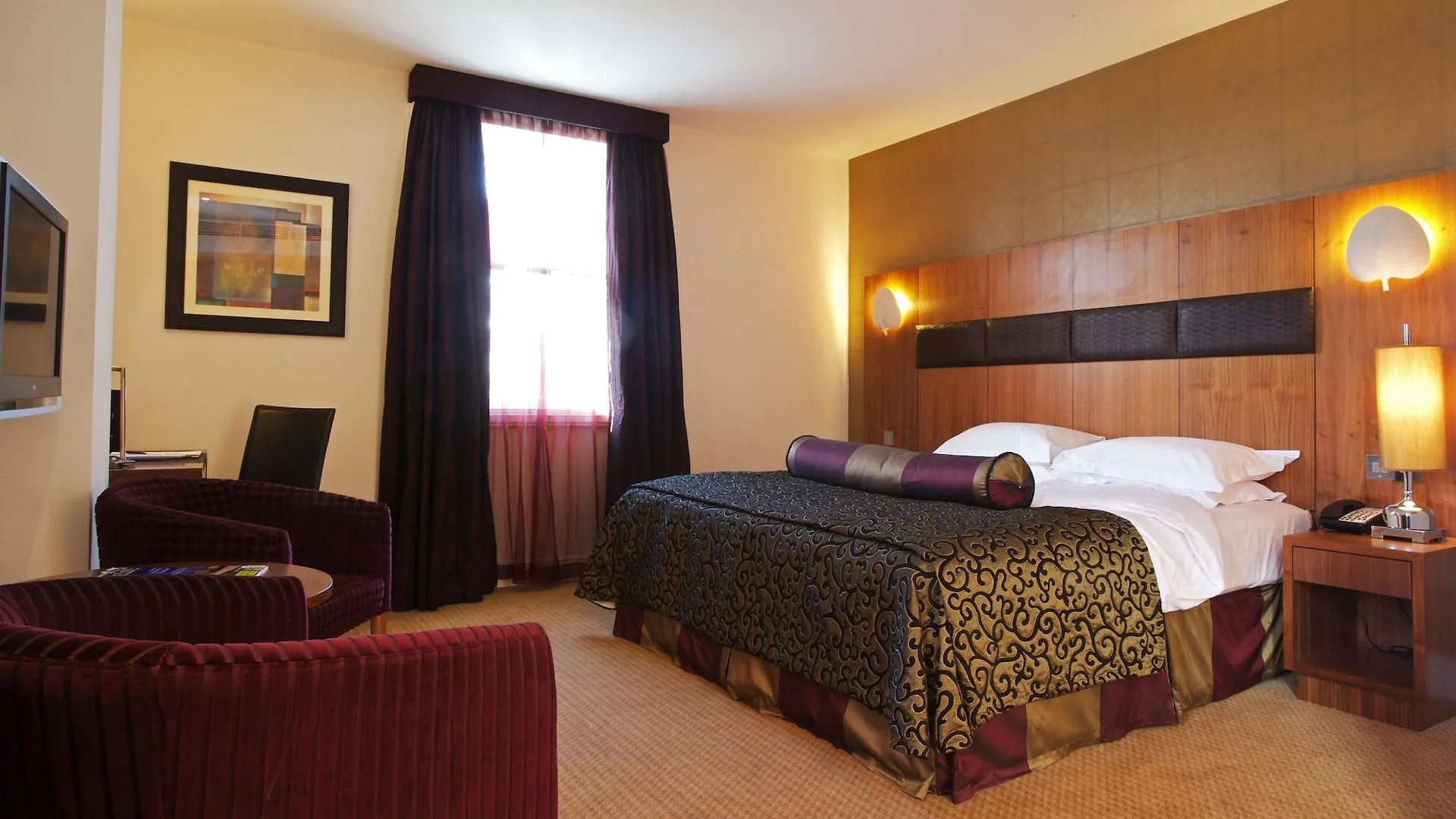 The Pinewood Hotel Slough