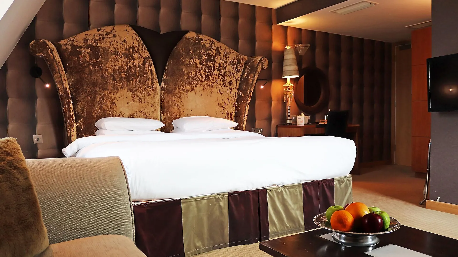 The Pinewood Hotel Slough