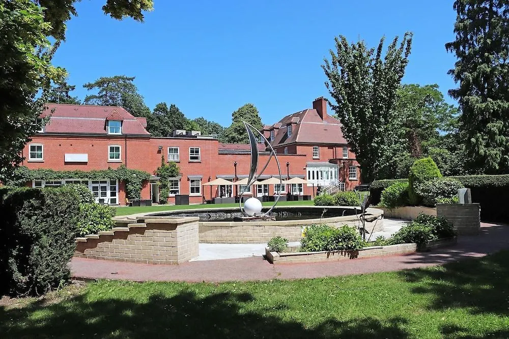 The Pinewood Hotel Slough
