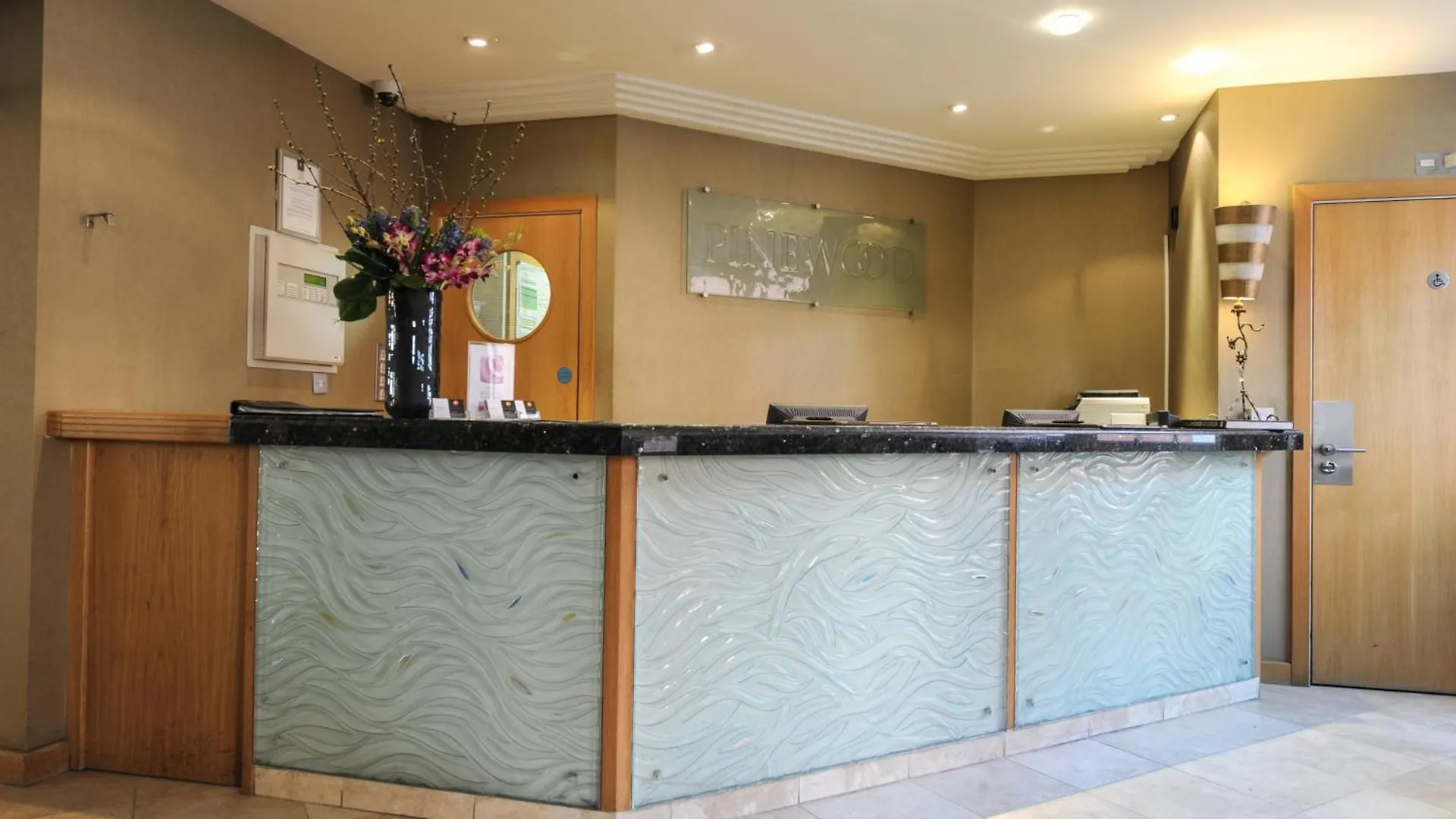 The Pinewood Hotel Slough