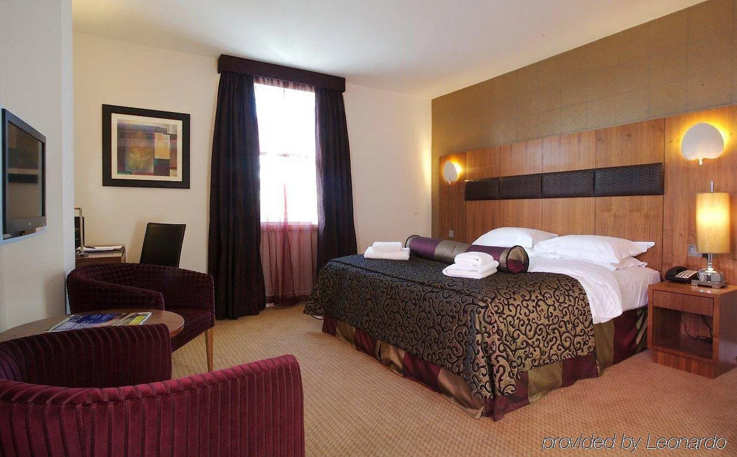 The Pinewood Hotel Slough