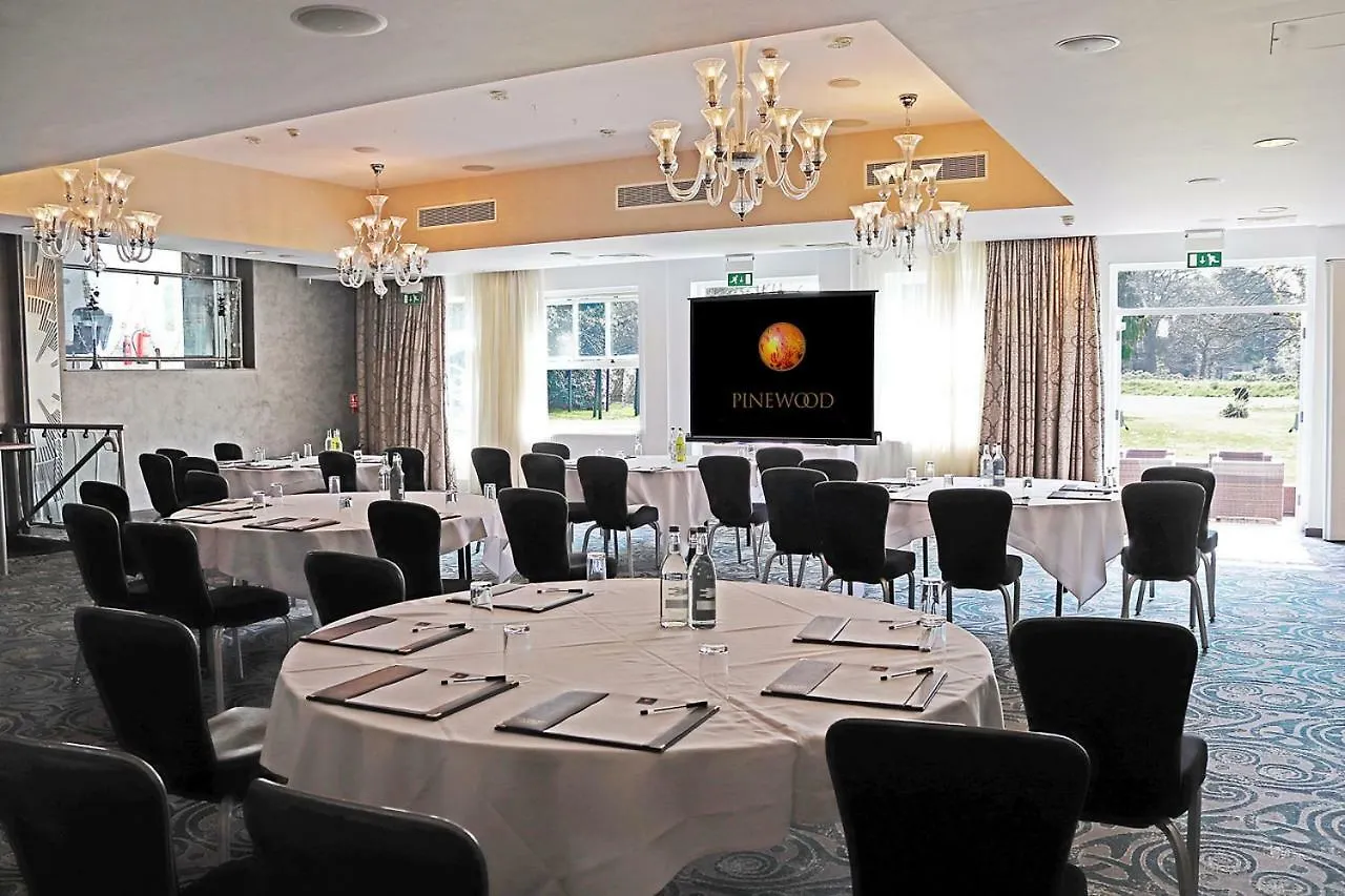 The Pinewood Hotel Slough 4*,  Storbritannien