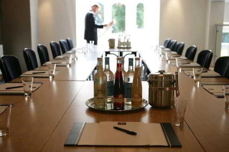 ****  The Pinewood Hotel Slough Reino Unido
