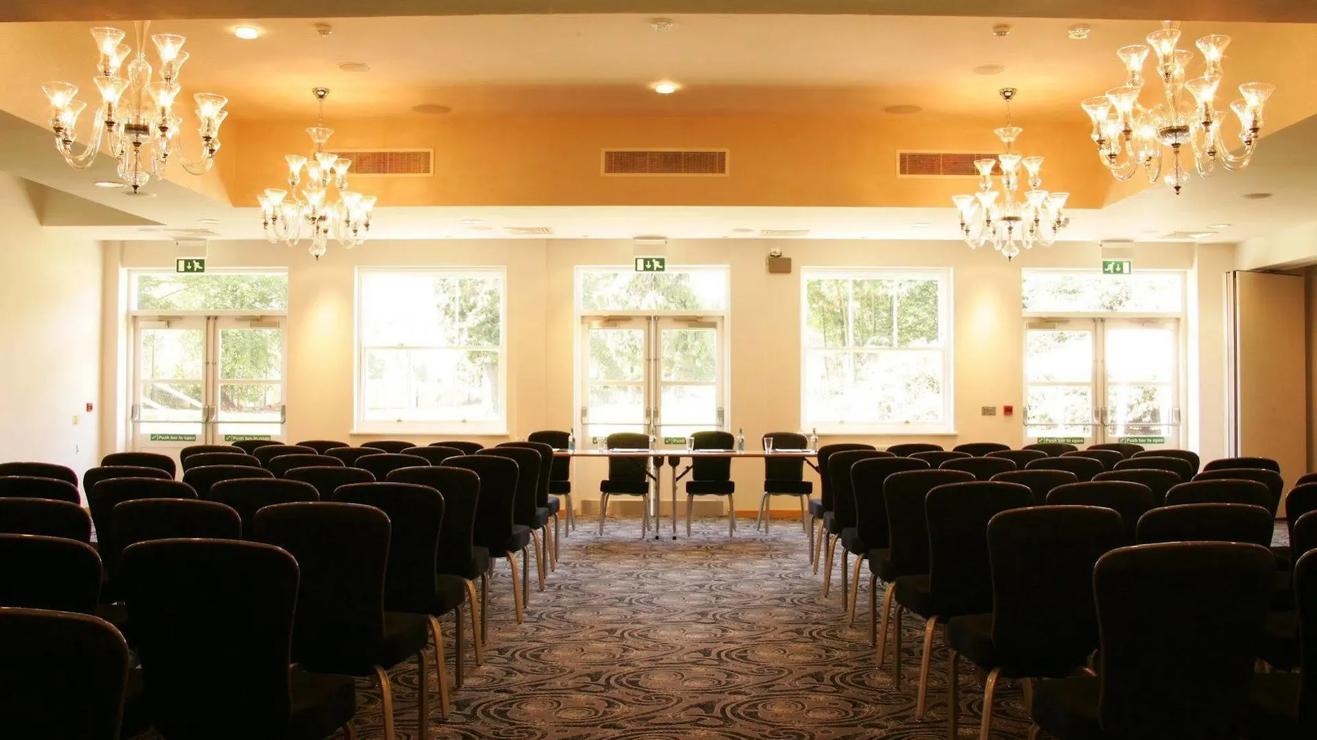 The Pinewood Hotel Slough Reino Unido